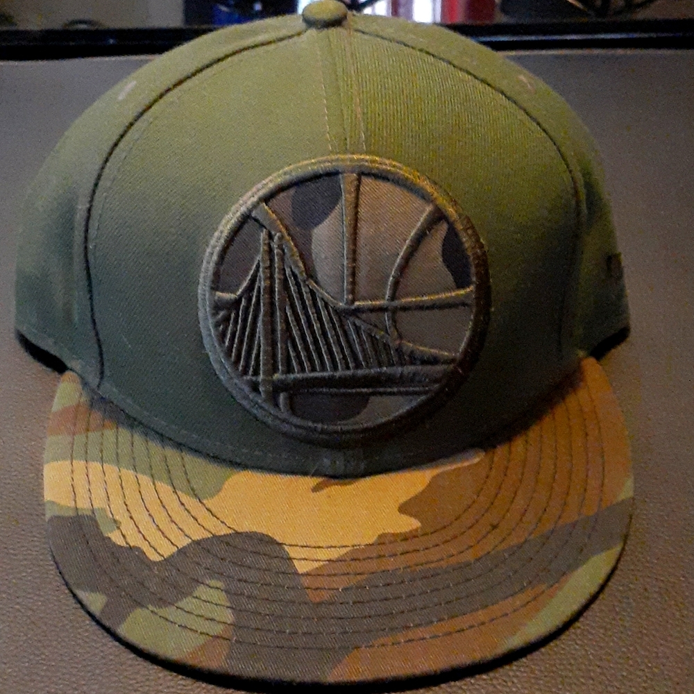 Golden State warriors camo snap back